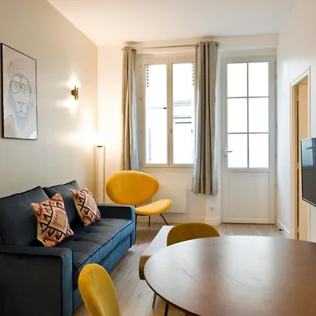 Pick A Flat's Near Montmartre - Rue De Navarin * Parigi